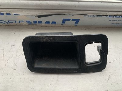 1009264-00-E Ручка внутрішня закриття кришки багажника (без кнопки закриття) праворуч Tesla Model S, SR фото