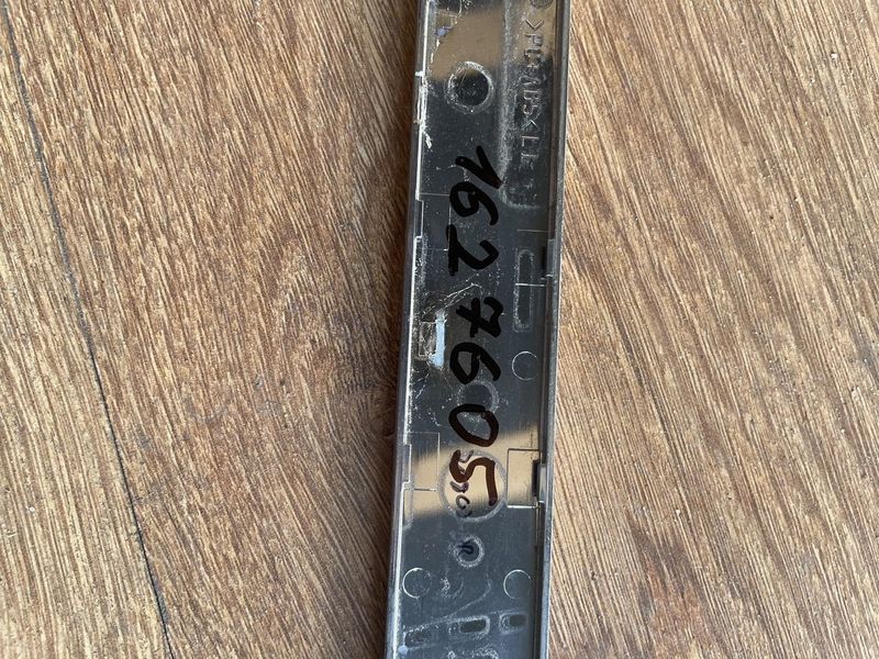 1627605-00-A Накладка зовнішньої ручки (хром) двері передньої/задньої лівої Tesla Model X фото