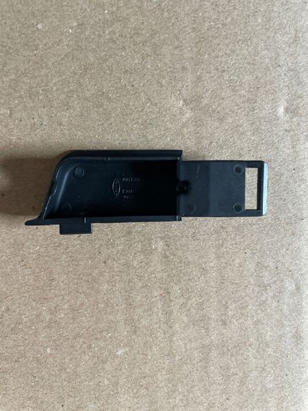 1061287-00-A Phone Charging Adapter Tesla Model SR, X photo