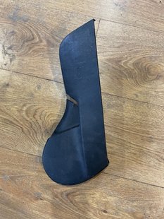 1088965-00-B Driver's seat cover lower right Tesla Model 3, Y photo