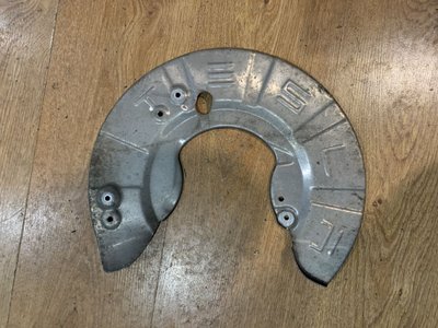 1027662-00-B Thermal casing for the brake disc of the front right Tesla Model S photo