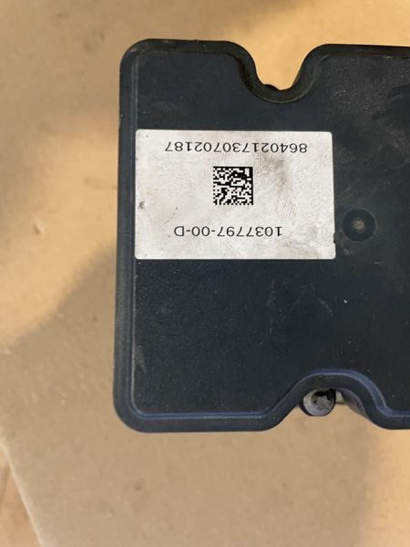 1037797-00-D HYDRAULIC CONTROL UNIT (ECU PUMP) ? ESP 2.0 - DRIVERS ASSISTANCE - SERVICE ONLY ASSY Tesla Model SR, X photo