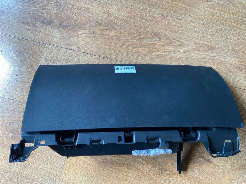 1083340-00-G Glove compartment BLK BASE Tesla Model 3 photo