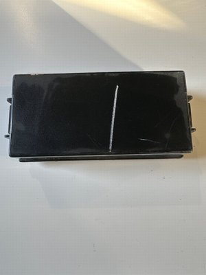 1013921-00-A Кришка блоку запобіжників 1X3 Tesla Model S фото