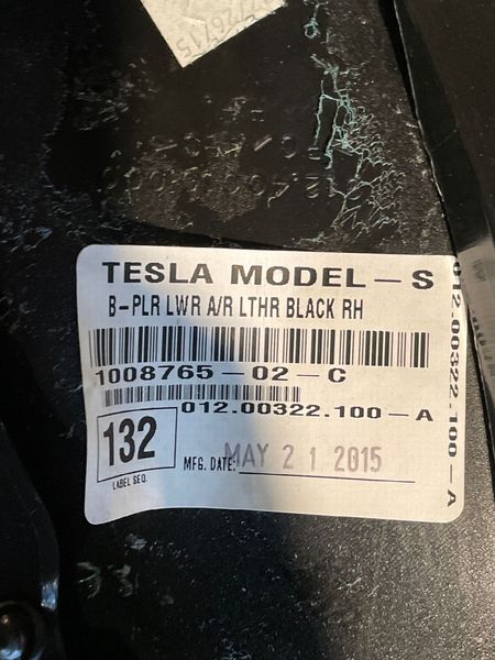 1008765-02-C Облицювання стійки B нижня ліва LTHR BLK Tesla Model S, SR фото