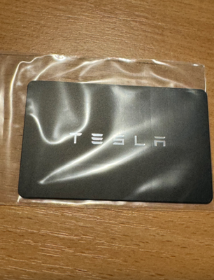 1104284-00-J Карта-ключ відкриття автомобіля (картка) NFC Tesla Model 3, 3R, SP, XP, Y фото