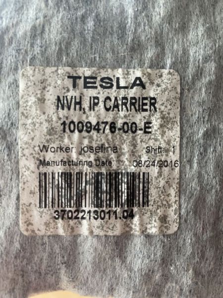 1009476-00-E Шумоізоляція інструментальної панелі Tesla Model S фото