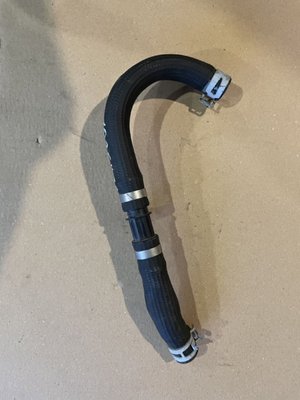 1036412-00-E Cooling hose heater battery-binoculars Tesla Model X photo