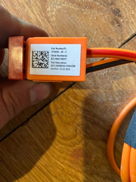 1078426-00-E High voltage wiring of the main battery from the charger output to the permanent bus Tesla Model 3,Y photo