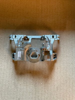 1143746-00-D Кронштейн кріплення камери TRIPLE з регулятором нахилу Tesla Model 3 фото