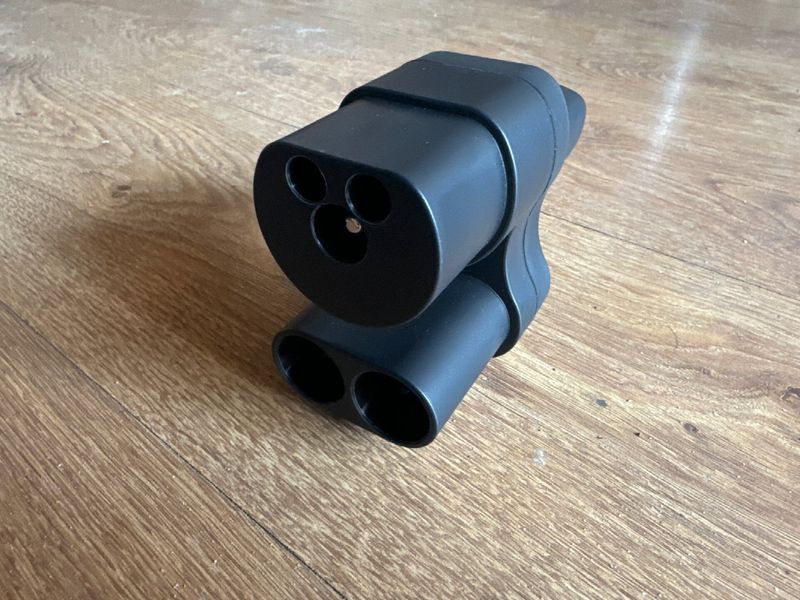 CCS2-TESLA-ADAPTER photo