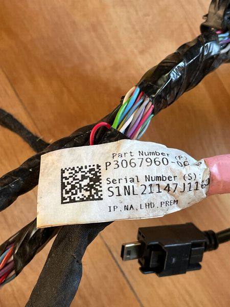 3067960-00-B Headliner wiring harness Tesla Model 3 photo