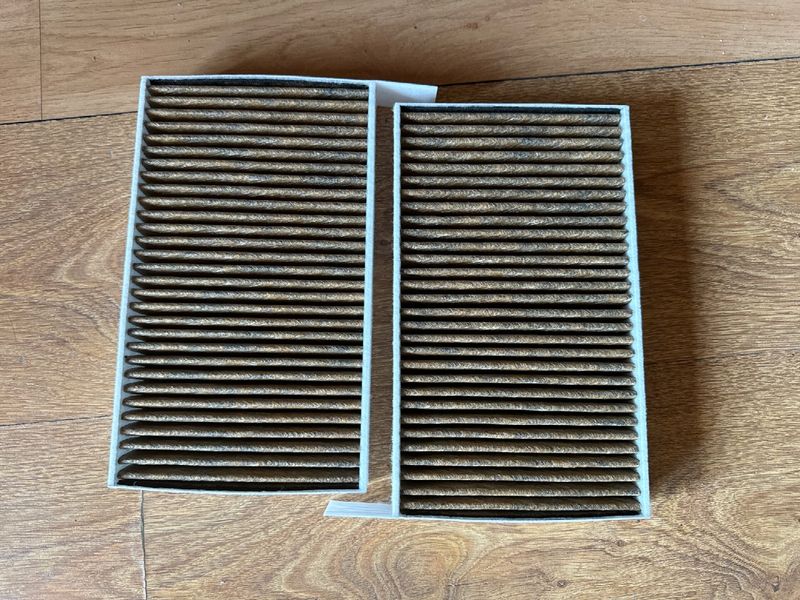 1107681-00-C Carbon cabin air filter (2 pcs.) Tesla Model 3, Y photo