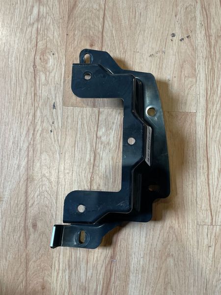 1051906-00-A Bracket for parking brake and backlight control modules Tesla Model S, SR photo