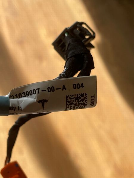 1039007-00-A Проводка інструментальної панелі Tesla Model S фото