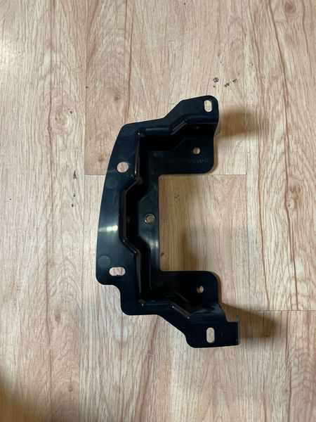 1051906-00-A Bracket for parking brake and backlight control modules Tesla Model S, SR photo